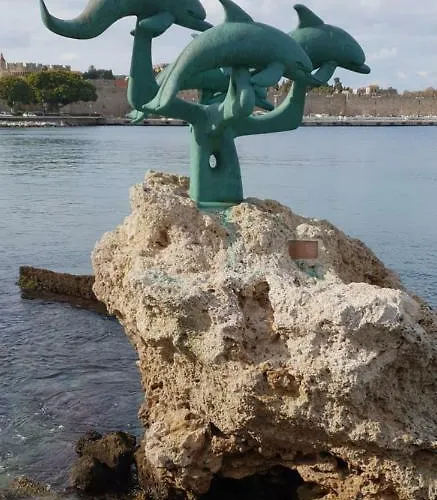 Aramis Boutique House *