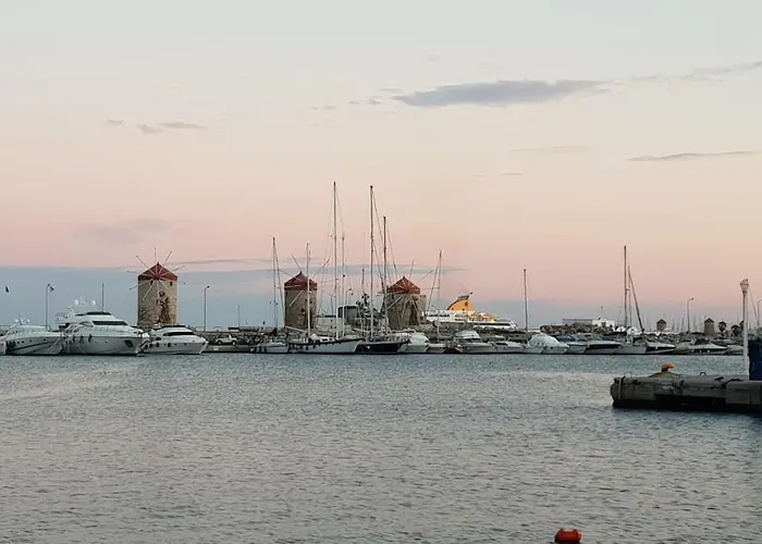 Aramis Boutique House Rhodes City